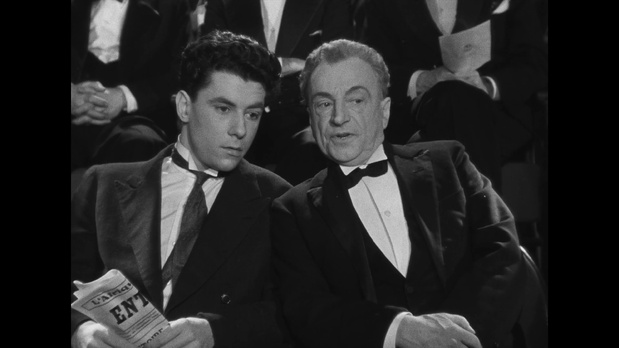 Philippe Nicaud et Fernand René dans Les amoureux sont seuls au monde (1948) de Henri Decoin Philippe Nicaud et Fernand René dans Les amoureux sont seuls au monde (1948) de Henri Decoin