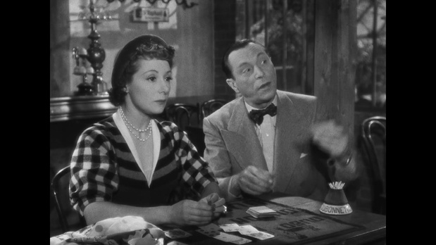 Renée Devillers et Louis Jouvet dans la comédie mélodramatique Les amoureux sont seuls au monde (1948) de Henri Decoin