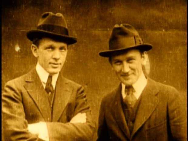 Ernest et George Williamson (photogramme Hédy Sellami)
