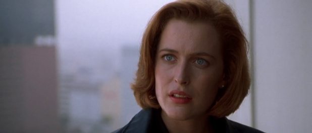 Gillian Anderson dans X-Files : Combattre le futur