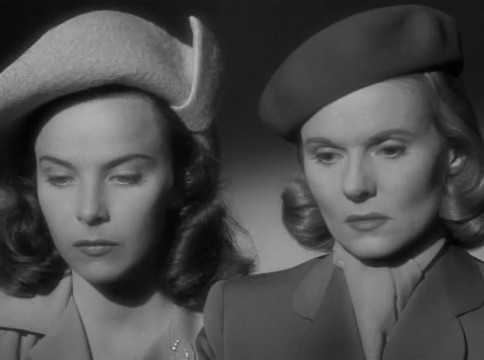 Joan Tetzel et Ann Todd dans le film The Paradine case (Le procès Paradine, 1947) d'Alfred Hitchcock Joan Tetzel et Ann Todd dans le film The Paradine case (Le procès Paradine, 1947) d'Alfred Hitchcock