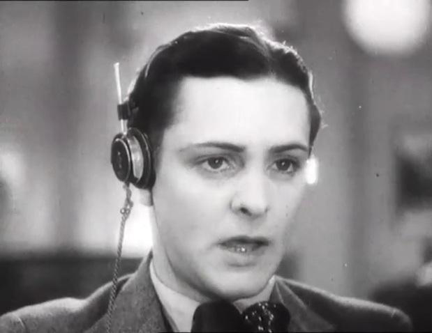 Wolfgang Klein dans le film Allô Berlin ? Ici Paris ! (1932) de Julien Duvivier