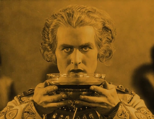Paul Richter dans le film allemand muet Die Nibelungen (Les Nibelungen, 1924) de Fritz Lang