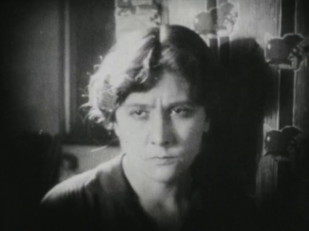 La souriante madame Beudet (1923) de Germaine Dulac : les hallucinations de l'épouse frustrée La souriante madame Beudet (1923) de Germaine Dulac : les hallucinations de l'épouse frustrée