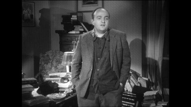 Monseigneur (1949) de Roger Richebé : Mennechain rencontre la duchesse (HD) Monseigneur (1949) de Roger Richebé : Mennechain rencontre la duchesse (HD)