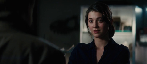 The thing (2011) de Matthijs van Heijningen Junior : Kate détruit la créature The thing (2011) de Matthijs van Heijningen Junior : Kate détruit la créature