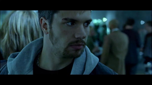 Uro (2006) de Stefan Faldbakken : Mette tue son père (HD) Uro (2006) de Stefan Faldbakken : Mette tue son père (HD)