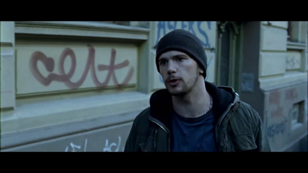 Uro (2006) de Stefan Faldbakken : Mette tue son père (HD) Uro (2006) de Stefan Faldbakken : Mette tue son père (HD)