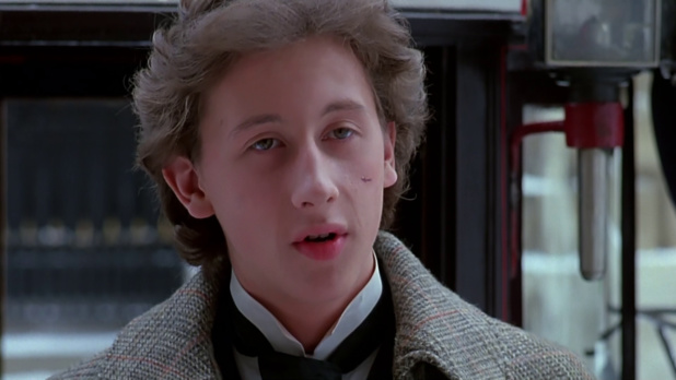 Young Sherlock Holmes (Le secret de la pyramide, 1985) de Barry Levinson : le sacrifice rituel (HD) Young Sherlock Holmes (Le secret de la pyramide, 1985) de Barry Levinson : le sacrifice rituel (HD)