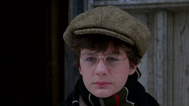 Young Sherlock Holmes (Le secret de la pyramide, 1985) de Barry Levinson : le sacrifice rituel (HD) Young Sherlock Holmes (Le secret de la pyramide, 1985) de Barry Levinson : le sacrifice rituel (HD)
