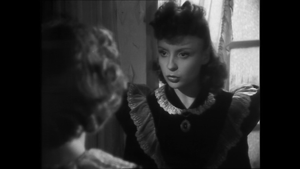 Le baron fantôme (1943) de Serge de Poligny : Hervé emmène Anne (HD) Le baron fantôme (1943) de Serge de Poligny : Hervé emmène Anne (HD)