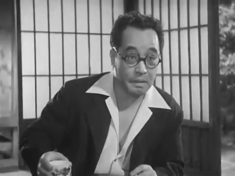 Denjirô Ôkôchi dans Monsieur Shosuke Ohara, de Hiroshi Shimizu Denjirô Ôkôchi dans Monsieur Shosuke Ohara, de Hiroshi Shimizu