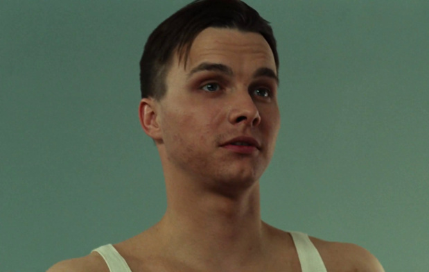 Yaroslav Zhalnin dans le film Gagarine (2013) de Pavel Parkhomenko Yaroslav Zhalnin dans le film Gagarine (2013) de Pavel Parkhomenko