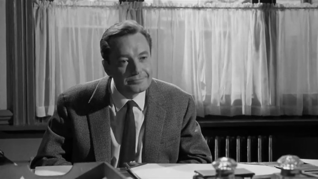 Charles Tingwell dans le film Murder at the Gallop (Meurtre au galop, 1963) de George Pollock Charles Tingwell dans le film Murder at the Gallop (Meurtre au galop, 1963) de George Pollock