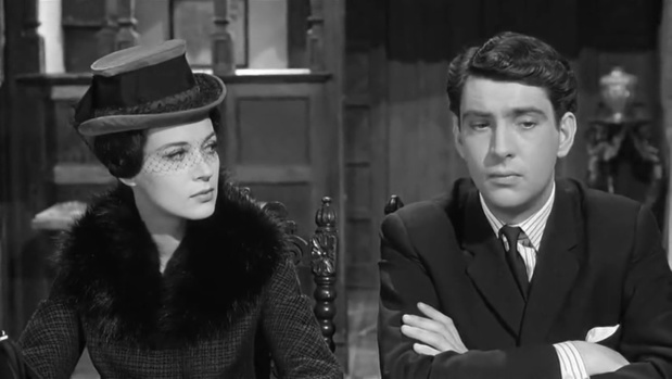 Katya Douglas et James Villiers dans Murder at the Gallop (Meurtre au galop, 1963) de George Pollock Katya Douglas et James Villiers dans Murder at the Gallop (Meurtre au galop, 1963) de George Pollock