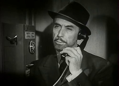 Victor Francen dans le film L'homme du Niger (1940) de Jacques de Baroncelli Victor Francen dans le film L'homme du Niger (1940) de Jacques de Baroncelli