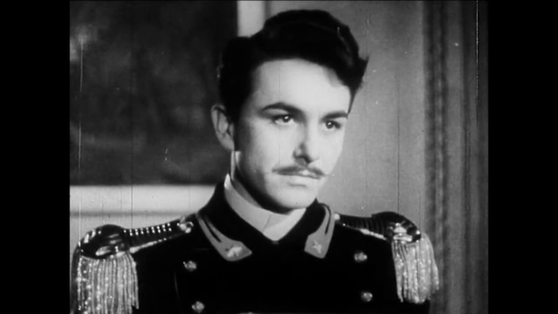 Giorgio De Lullo dans le film italien Cuore (Les belles années, 1948) de Duilio Coletti Giorgio De Lullo dans le film italien Cuore (Les belles années, 1948) de Duilio Coletti