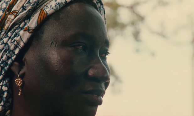 Faly Gueye est madame Drameh dans le film Hyènes (Ramatou, 1992) de Djibril Diop Mambéty Faly Gueye est madame Drameh dans le film Hyènes (Ramatou, 1992) de Djibril Diop Mambéty