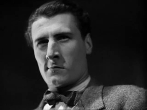 Jacques Erwin dans Les cinq gentlemen maudits (1931) de Julien Duvivier Jacques Erwin dans Les cinq gentlemen maudits (1931) de Julien Duvivier