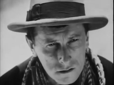 Charles Dullin dans le film muet Maldone (1928) de Jean Grémillon Charles Dullin dans le film muet Maldone (1928) de Jean Grémillon