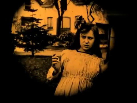 Image du film muet belge La jeune Belgique (1922) d'Armand du Plessy Image du film muet belge La jeune Belgique (1922) d'Armand du Plessy