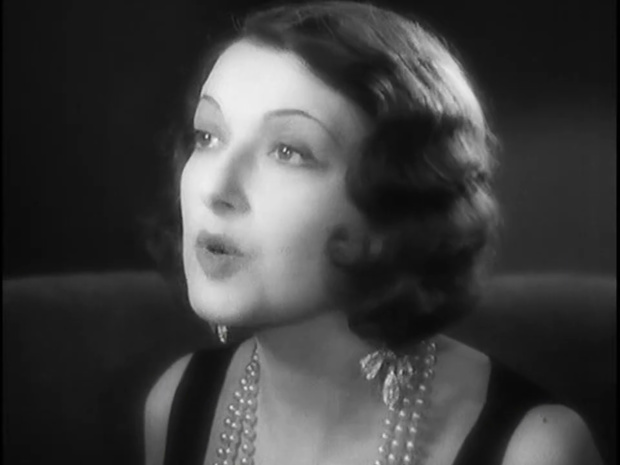 Anielka Elter dans le film Fantômas (1932) de Paul Féjos Anielka Elter dans le film Fantômas (1932) de Paul Féjos