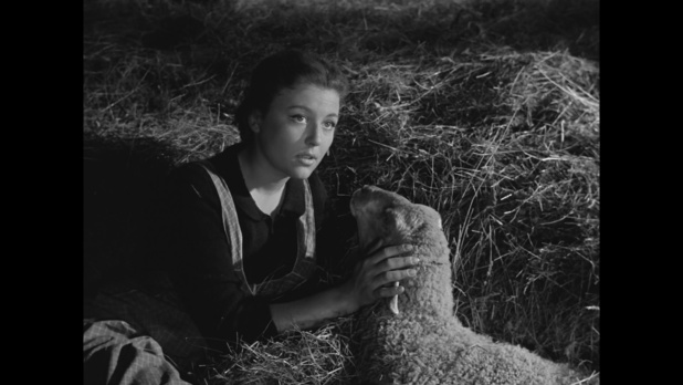 Nicole Courcel dans Le cas du docteur Laurent (1957) de Jean-Paul Le Chanois Nicole Courcel dans Le cas du docteur Laurent (1957) de Jean-Paul Le Chanois
