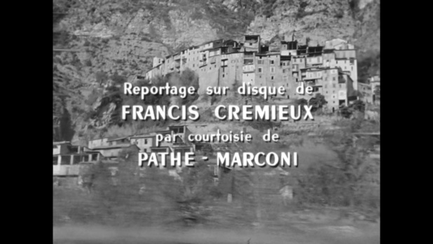 Générique du film Le cas du docteur Laurent (1957) de Jean-Paul Le Chanois Générique du film Le cas du docteur Laurent (1957) de Jean-Paul Le Chanois