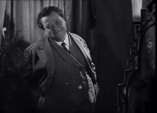 L'acteur Edouard Hardoux dans La maison jaune de Rio (1931) de Karl Grune L'acteur Edouard Hardoux dans La maison jaune de Rio (1931) de Karl Grune