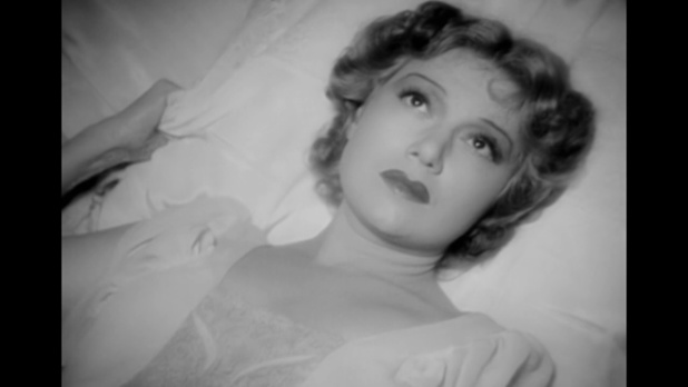 Edwige Feuillère dans La dame de Malacca (1937) de Marc Allégret Edwige Feuillère dans La dame de Malacca (1937) de Marc Allégret