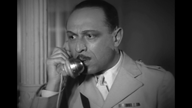 Jean Wall dans le film français La dame de Malacca (1937) de Marc Allégret Jean Wall dans le film français La dame de Malacca (1937) de Marc Allégret