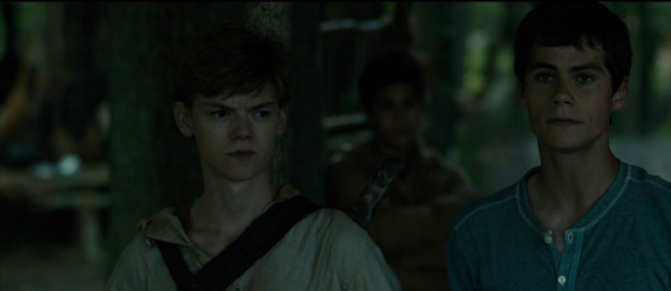 Thomas Brodie-Sangster et Dylan O'Brien dans The Maze Runner (Le labyrinthe, 2014) de Wes Ball Thomas Brodie-Sangster et Dylan O'Brien dans The Maze Runner (Le labyrinthe, 2014) de Wes Ball