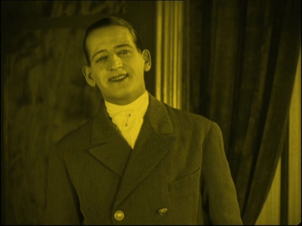 Armand Dufour dans Gribiche