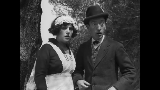 Jane Rollette et Biscot dans le film muet à épisodes Tih Minh (1919) de Louis Feuillade
