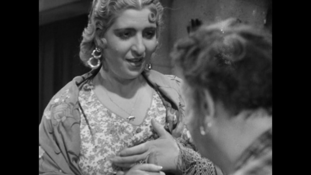 L'actrice Rika Radifé dans Sarati le terrible (1937) d'André Hugon