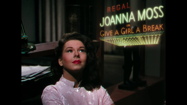 Helen Wood dans le film musical américain Give a girl a break (Donnez-lui une chance, 1954) de Stanley Donen
