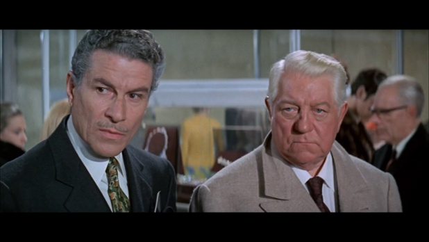 Amédéo Nazarri et Jean Gabin dans le film Le clan des Siciliens (1969) de Henri Verneuil