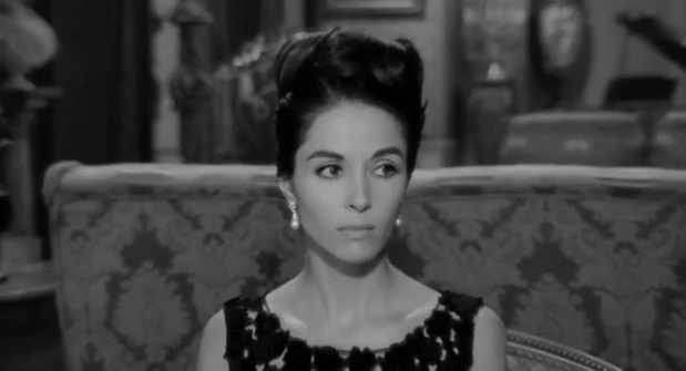 Dana Wynter dans le film The list of Adrian Messenger (Le dernier de la liste, 1963) de John Huston