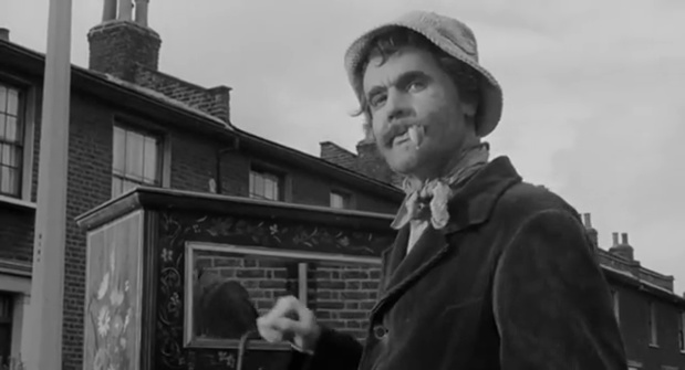 Tony Curtis dans The list of Adrian Messenger (Le dernier de la liste, 1963) de John Huston
