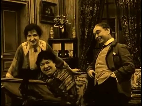 La famille Pontbichot dans le vaudeville muet Le paradis (1914) de Gaston Leprieur