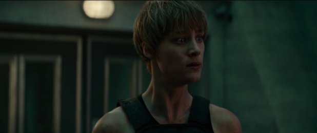 Mackenzie Davis dans le film fantastique Terminator Dark Fate (2019) de Tim Miller