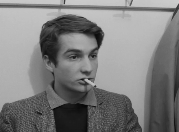 Jean-Pierre Léaud dans Masculin féminin (1966) de Jean-Luc Godard