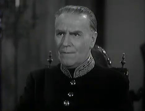 C. Montague Show dans le serial américain Zorro's Fighting Legion (Zorro et ses légionnaires, 1939) de William Witney et John English C. Montague Show dans le serial américain Zorro's Fighting Legion (Zorro et ses légionnaires, 1939) de William Witney et John English