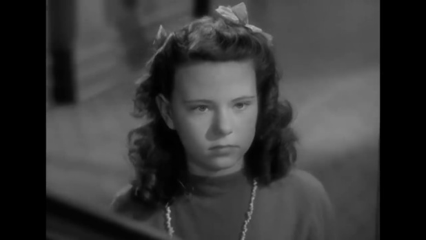 Joan Carroll dans la comédie américaine The Bells of St. Mary's (Les Cloches de Sainte-Marie, 1945) de Leo McCarey