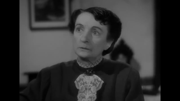 Una O'Connor dans la comédie The Bells of St. Mary's (Les Cloches de Sainte-Marie, 1945) de Leo McCarey
