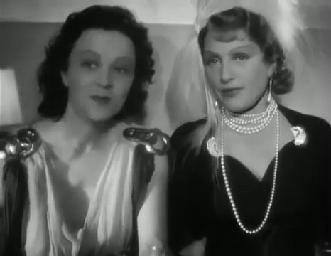Simone Berriau dans le film Café de Paris (1938) d'Yves Mirande