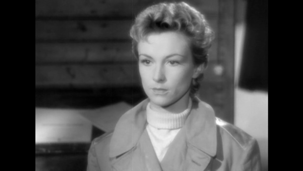 Janine Darcey dans le film Le dessous des cartes (1948) d'André Cayatte