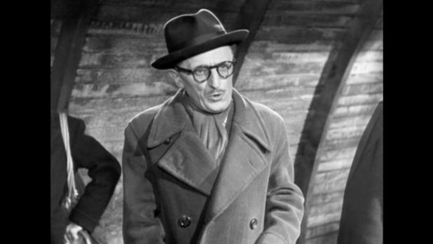 L'acteur Léonce Corne dans le film Le dessous des cartes (1948) d'André Cayatte