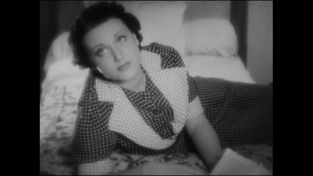 Kissa Kouprine dans la comédie dramatique Club de femmes (1936) de Jacques Deval