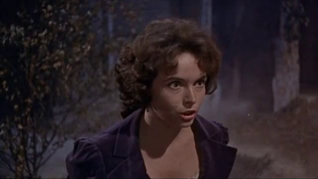 Marla Landi dans le film policier britannique The hound of the Baskervilles (Le chien des Baskerville, 1958) de Terence Fisher